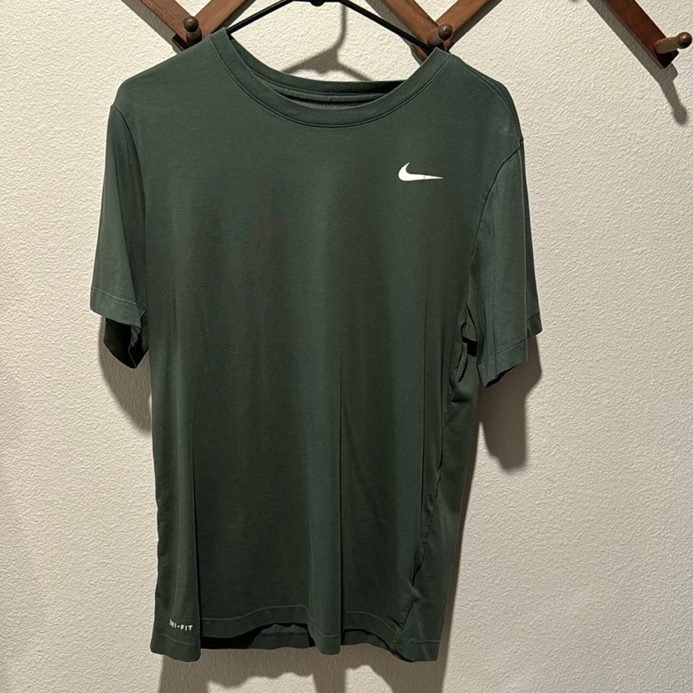The Nike Tee